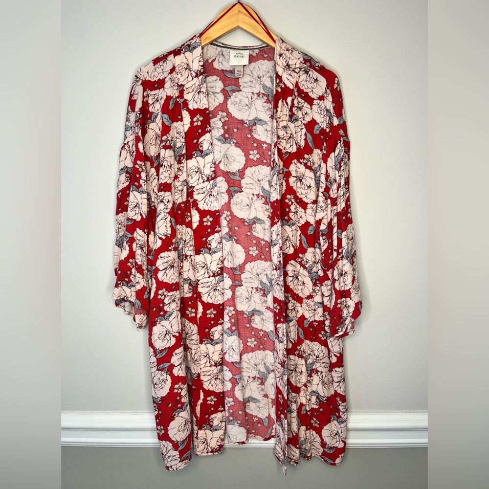 Knox Rose red flower Kimono